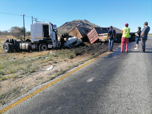 OTJIWARONGO - The head-on collision between two trucks Saturday morning on Otjiwarongo-Kalkfeld road which claimed lives of both drivers aged 29 and 46 years. Two other occupants from a Volvo truck survived it with minor body injuries. (Photo by: Mulisa Simiyasa) NAMPA 