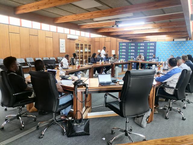 OTJIWARONGO, 04 December 2025 - Briefings on the rehabilitation and resurfacing of roads at Otjiwarongo took place on Thursday at the Otjiwarongo Municipality chambers. (Photo by: Mulisa Simiyasa) NAMPA 