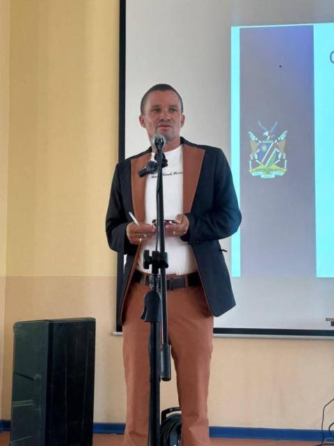 KEETMANSHOOP, 09 January 2026 - Chairperson of the ||Kharas Regional Council, Gerrit Witbooi, speaks during the National Youth Development Fund (NYDF) awareness session on Friday. (Photo: Contributed)