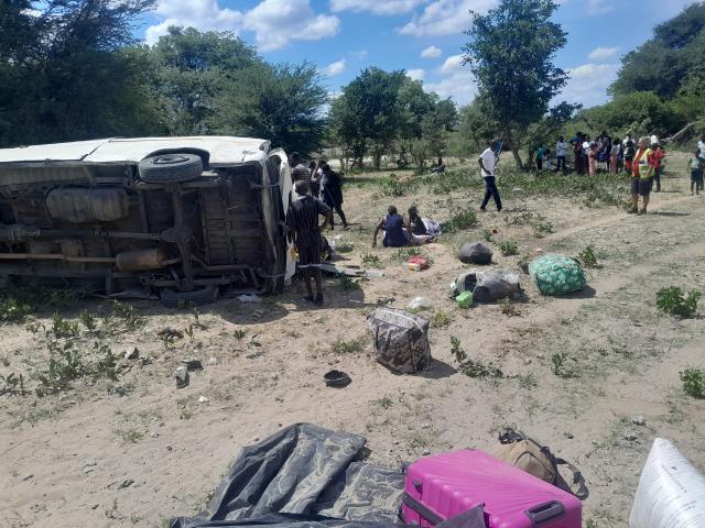 NKURENKURU, 10 January 2026 - Two people died and 17 others were injured when a Quantum bus overturned near Mururani checkpoint in the Kavango West Region on Saturday morning.

(Photo: Contributed)
NAMPA