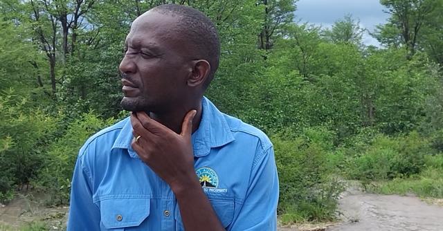 LUBUTA, Works and Transport Minister, Veikko Nekundi on Monday instructed the Roads Authority to act fast and get a contactor on site to attend to the cutt-off road between Lubuta, Sachona and Lizauli road in the Judea Lyabboloma Constituency of the Zambezi Region. 
(Photo: Michael Mutonga Liswaniso) NAMPA
