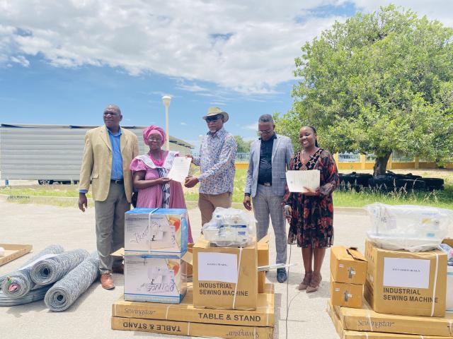 OMUTHIYA, 20 JANUARY 2026- Oshikoto Governor Sacky Kathindi (M) handing over a certificate and materials to one of the micro-income generating enterprises beneficiary.

(Photo: Max Henrich) NAMPA