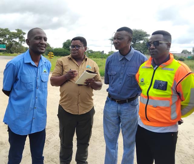 BUKALO, 19 January 2026 - Works and Transport Minister, Veikko Nekundi (left) on  the Bukalo-Muyako road site visit on Monday.

(Photo: Michael Mutonga Liswaniso) NAMPA
 