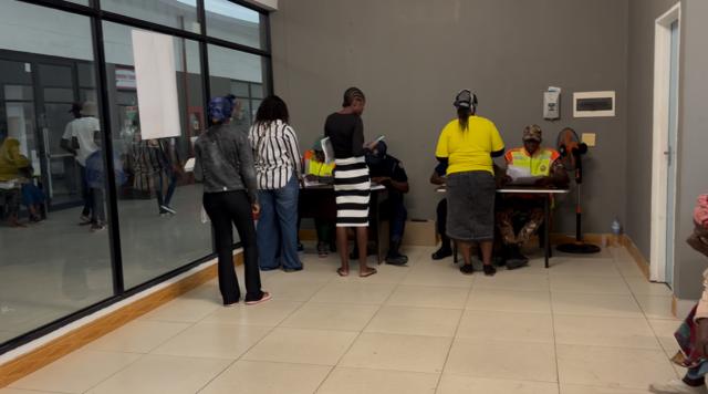 RUNDU, 09 FEB (NAMPA) - Members of the public seen here utilising the new office space donated to the Kavango East police at the Galaxy Mall in Rundu. (Photo by: Sawi Hausiku) NAMPA 