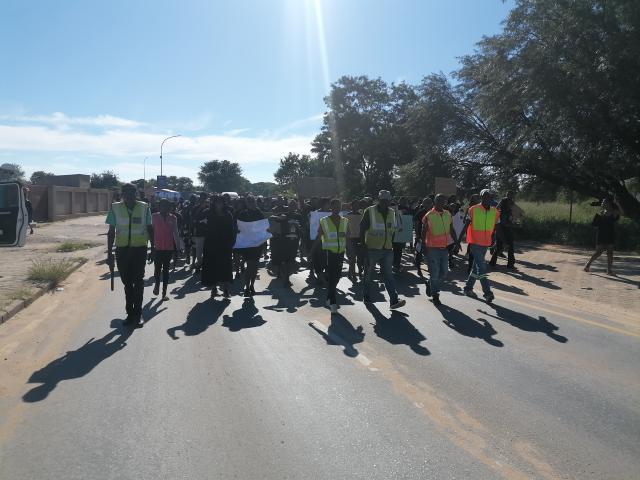 OTJIWARONGO, 16 February 2026 - Agrieved community members of Otjiwarongo on Monday marching streets of town against the deteriorating healthcare services at the Otjiwarongo State Hospital. (Photo by: Mulisa Simiyasa) NAMPA 
