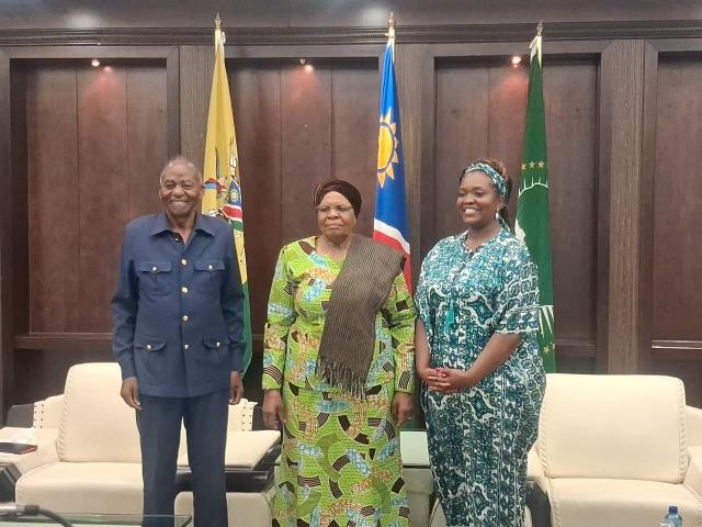 WINDHOEK, 02 MARCH 2026 - Chairperson of the Dr. Hage Geingob Presidential Centre, Professor Peter Katjavivi, along with Geingob's daughter, Nangula Geingos, met with President Netumbo Nandi-Ndaitwah to discuss collaborating with the government for the success of Dr. Hage Geingob's Centre. (Photo by: Uakutura Kambaekua) NAMPA.