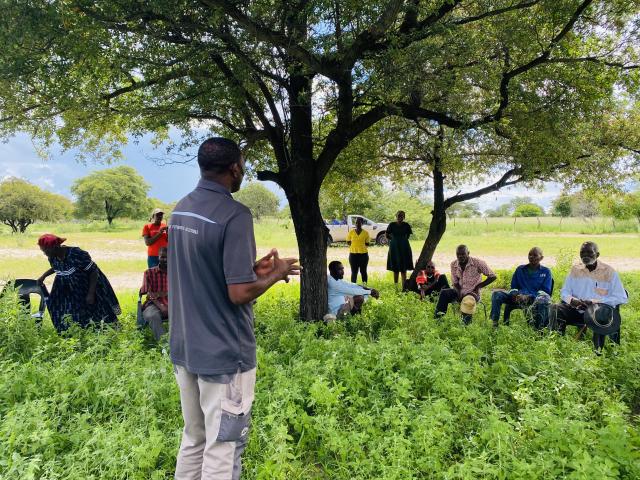 ONAKASINO, 04 March 2026- MVA Fund Senior Accident and Injury Prevention Officer Kaume Itumba addressing residents of Onakasino village.

(Photo: Max Henrich) Nampa 