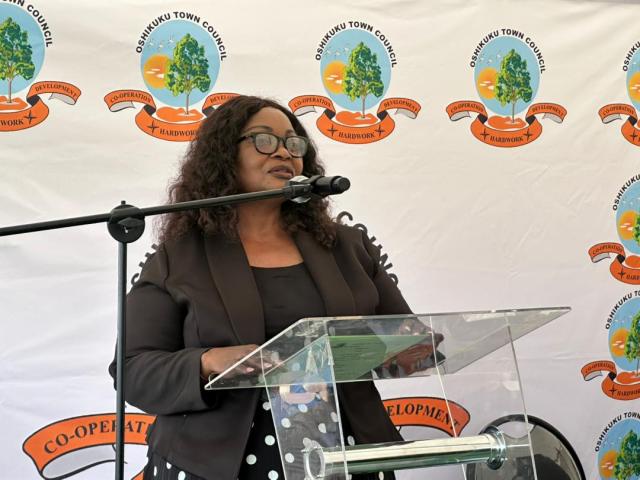 OSHAKATI,11 March 2026 - Oshikuku Town Council Major Julia Endjambi during the official launch of the solar street lights pilot project at Extension 9 in Oshikuku town. (photo: contributed)  