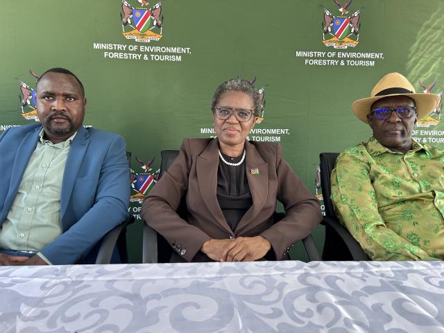 28 March, Etosha- Minister of environment, forestry and tourism, Indileni Daniel flanked by the National Planning Commission Director General Kaire Mbuede and Environmental Investment Fund Chief Human Capital, Elvis Mukaya.  (Photo by Eba Kandovazu). NAMPA