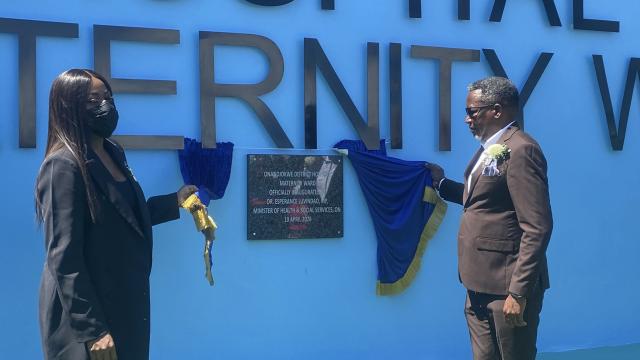 ONIIPA, 10 APRIL 2026- Minister of Health and Social Services, Esperance Luvindao (L) and Oshikoto governor Sacky Kathindi (R) captured during the opening of the new Onandjokwe maternity unit.

(Photo: Max Henrich) NAMPA 