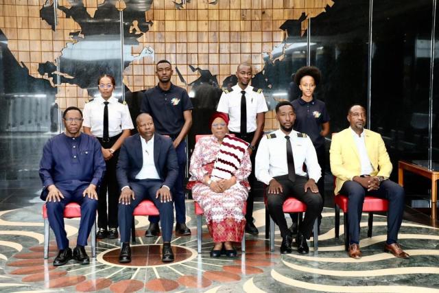 WINDHOEK, 20 April 2026 - President Netumbo Nandi-Ndaitwah pictured together with a delegation from the Namibian Aviation Training Authority at the state house. (Photo: Namibian Presidency) NAMPA