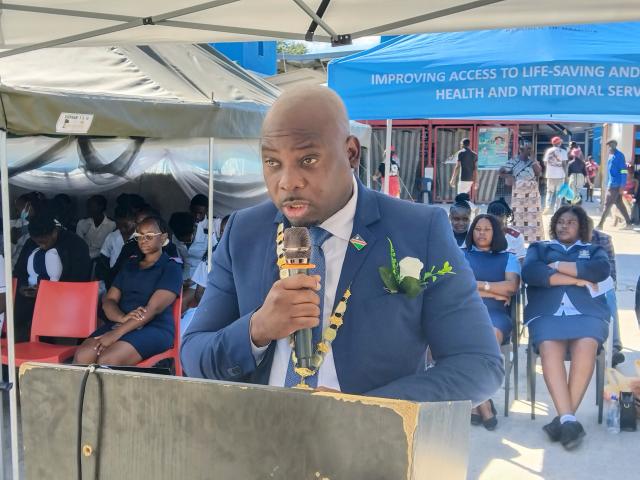 KATIMA MULILO, 12 May 2026 - Youthful Katima Mulilo Town Mayor, Kabende Kabende delivering the keynote speech at the International Nurses Day at Katima Mulilo's Open Market on Tuesday.

(Photo: Michael Mutonga Liswaniso) NAMPA 