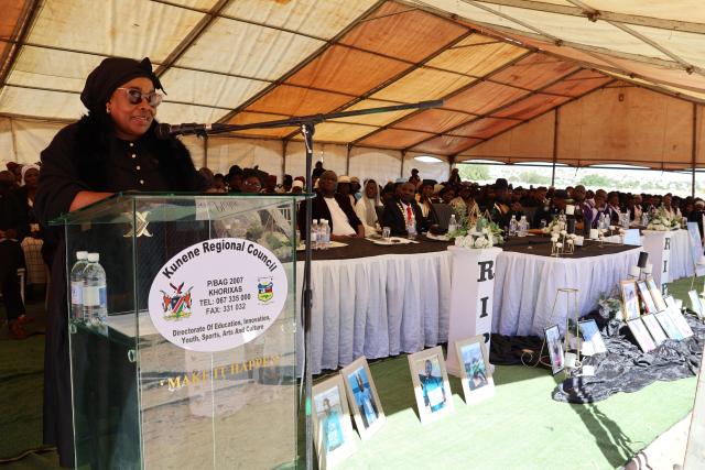 KHORIXAS, 13 May 2026 - The Deputy Minister of Health and Social Services, Suzan Hambelela Ndjaleka speaks at the mass memorial service of the road accident which took place on 01 May 2026 south of Otjiwarongo in which a bus belonging to the Ministry of Health and Social Services was involved with a goods delivery truck. Family members at the memorial service on Wednesday at Khorixas sports field displayed the deceased framed photographs and cited names of three staff-members of the Ministry of Health and Social Services (Khorixas district hospital) as Metusalem Kamendu, 54, (driver), registered nurse Rebekka Kasheeta, 32, and enrolled nurse Martha Hangolonde, 28. Other victims were Ritha Jod, 18, Lazarus Hamutenya, 9, Nicoline Eises, 34, Elsario Nanuseb, 11, Geraldo Haraeb, 13, and Victoria Kanoutje, 45, who was allegedly travelling with Teyana Zaongara, 13, and Mervin Zaongara, 17. (Photo by: Mulisa Simiyasa) NAMPA