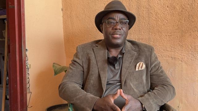 OTJIMBINGWE, 23 May 2026 - Senior Headman and Traditional Leader within the Ovaherero Traditional Authority, Chief Jeremiah Janee Mujahere of Otjimbingwe narrates history of the 1904-1908 Genocide in the Otjimbingwe Settlement. (Photo by: Isabel Bento) NAMPA