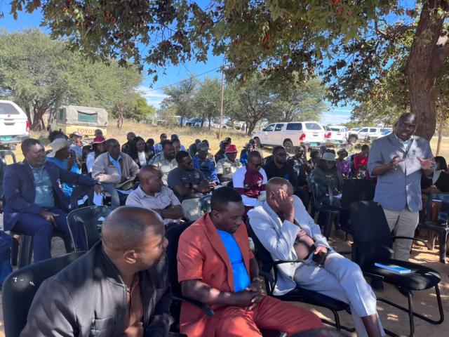 MURURANI, 10 June 2026- Kavango communities question N.dollars 8 billion pipeline plan to supply water to central Namibia during an Environmental and Social Impact Assessment meeting at Mururani village in the Mankumpi Constituency on Tuesday.

(Photo: Lylie Joel)
NAMPA