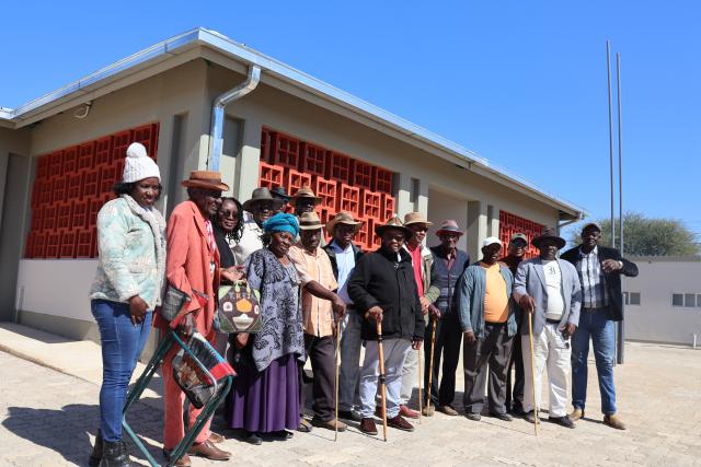 OKONDJATU, 17 June 2026 - Community members of Okondjatu settlement poses for a photo at the newly constructed Okondjatu clinic in the Otjozondjupa Region. (Photo by: Mulisa Simiyasa) NAMPA