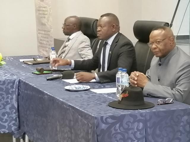 OTJIWARONGO, 29 June 2026 - The Otjozondjupa Region Governor, John ||Khamuseb (R) prepares to deliver his second 2026 State of the Region Address (SORA) on Monday morning at the Otjozondjupa Regional Council Chambers in Otjiwarongo. In the middle is the chairperson of the Otjozondjupa Regional Council, Paulus Nekundi and left the chief regional officer, Gerson Karaerua. (Photo by: Mulisa Simiyasa) NAMPA 