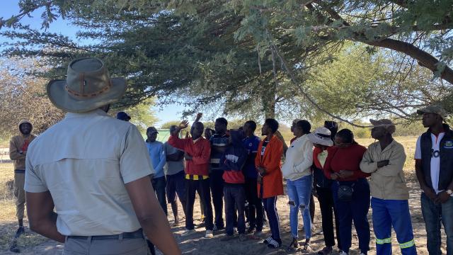 OMUTHIYA, 10 July 2026- Youth from Omuthiya and Nehale Lya Mpingana constituencies during the launch of the de-bushing project for the King Kauluma-Omutsegonime water pipeline.

(Photo: Max Henrich) NAMPA 
