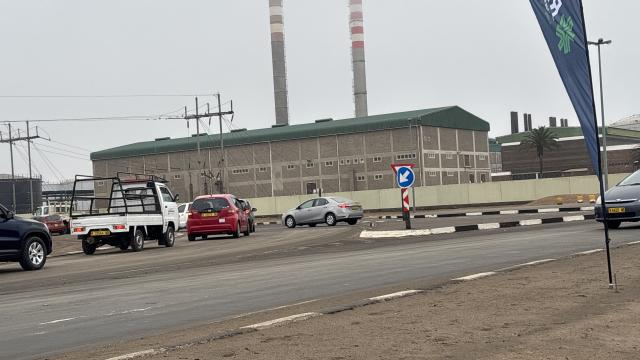 Walvis Bay, 07 August 2026 - Traffic on the Independence Road in along Kuisebmund in Walvis Bay. (Photo by: Isabel Bento) NAMPA
