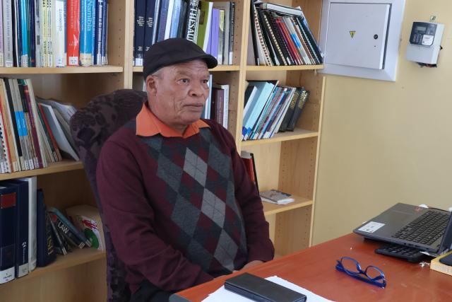 HOACHANAS, 12 August 2026 - Historian and liberation struggle icon Markus Kooper, in collaboration with the Hoachanas community, has established a community library to preserve the history of the southern region, including the Red Clan history and past freedom struggle events. (Photo by: Uakutura Kambaekua) NAMPA.