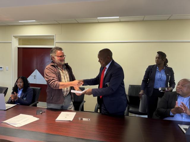 NKURENKURU, 31 August 2026- Kavango West Regional Council on Monday signed a Memorandum of Understanding (MOU) with Metzger Koranyara Trading CC .

(Photo: Lylie Joel)
NAMPA
