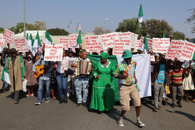 WINDOEK, 01 September 2026 - Members of the ||Khomanin Traditional Community staged a demonstration on Tuesday, demanding an official response to the petition they previously filed with the minister of urban and rural development, James Sankwasa. (Photo by: Uakutura Kambaekua) NAMPA. 