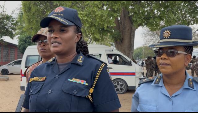 RUNDU, 21 Septemember 2026 -Namibian Police Force (NamPol) Deputy Commissioner for Crime Prevention in the Kavango East Region, Lucia Kahuure talks about Operation Basadi on Monday. She is accompanied by the station commander for the Rundu Police Station Chief Inspector Hermine Muranda. (Photo by: Sawi Hausiku) NAMPA 