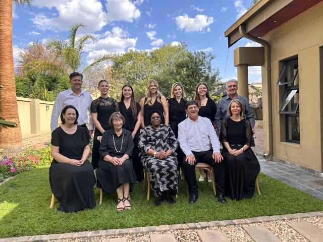 WINDHOEK, 08 OCTOBER 2026- President Netumbo Nandi-Ndaitwah pictured with Lena Strydom, wife of the late former chief justice Johan Strydom and his family in Windhoek. (Photo by Eba Kandovazu). NAMPA