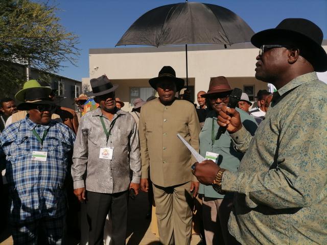 OTJIWARONGO, 20 October 2026 - The Deputy Chairperson of the Council of Traditional Leaders in Namibia, Omukwaniilwa Fillemon Shuumbwa Nangolo (R) announces names of the six traditional authorities who recieved the newly acquired vehicles. The six vehicles were handed over to them at the 27th annual meeting of Council of Traditional Leaders on Tuesday afternoon at Otjiwarongo. (Photo by: Mulisa Simiyasa) NAMPA 