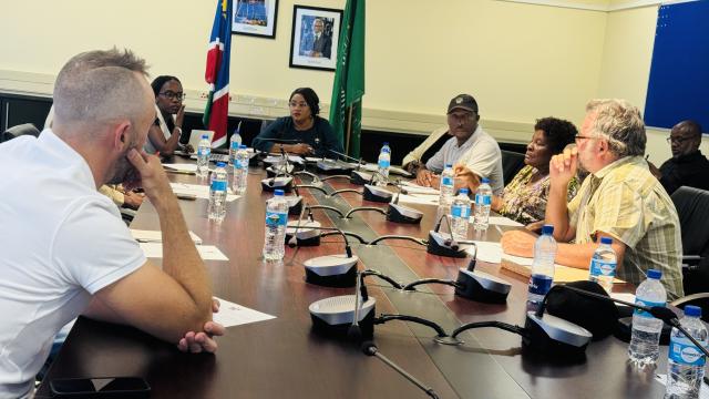 NKURENKURU, 23 October 2026- Kavango West Governor Verna Sinimbo met with stakeholders in Nkurenkuru on Thursday to discuss the current status and future of the region’s cattle market. 

(Photo: Lylie Joel)
NAMPA