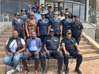 MARIENTAL,14 October 2024- 20 Senior police officers from various regions with lieutenant general Joseph Shikongo at the official opening of the 5 day training course on public speaking at the Hardap resort .
(Photo by: Charmaine Boois) NAMPA 