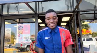 Petrol Attendant Isaac Munukayumbwa (Photo: Justina Shuumbwa) NAMPA