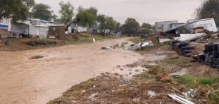 Windhoek, 05 January 2024 (NAMPA) - Flooding in the Otjomuise area in Windhoek. (Photo: Josephina Simeon) NAMPA