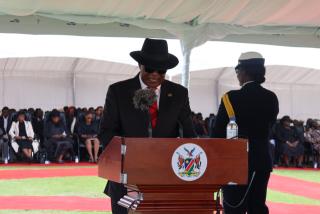 WALVIS BAY 25 February 2025 - Former Governor of the Erongo Region and Ambassador of Namibia to Brazil Samuel Nuyoma delivering a tribute at the the memorial service held in honour of the late Founding president Sam Nujoma  held at the Kuisebmund Stadium on Tuesday. (Photo by: Isabel Bento) NAMPA