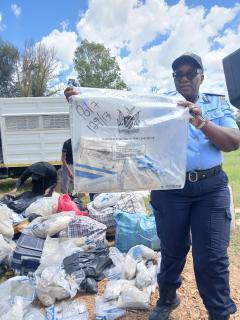 WINDHOEK, 11 March 2025 - Chief Inspector Katrina Naukushu, explains the process of confiscated drugs worth N.dollars 12.5 million. (Photo by: Melissa //Hoebes) NAMPA