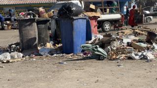 WALVIS BAY, 07 MAY 2025 - Unattended rubbish at the Ekutu Latika open market in Walvis Bay. (Photo by: Isabel Bento) NAMPA