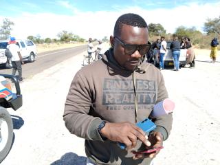 CHINCHIMANI, 11 June 2025 – Chairperson of the school board of Kisako (Kikiya, Sabelo and Kolosi) primary school, Mulisa Mutame and other concerned community members are calling for the immediate removal of the school principal, Geofrey Sitali from the school. They raise several concerns as the reason for his immediate removal from the school.

(Photo: Michael Mutonga Liswaniso) NAMPA
