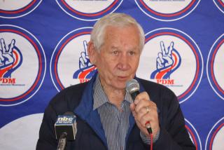 OTJIWARONGO, 22 July 2025 - Popular Democratic Movement (PDM) Treasurer-General Nico Smit speaks Thursday morning at a leadership training workshop underway at Otjiwarongo. (Photo by: Mulisa Simiyasa) NAMPA