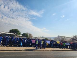 WINDHOEK, 09 OCTOBER 2025 - Fixed-term contract employees within the City of Windhoek’s Solid Waste Management Division embarked on a protected strike on Thursday. (Photo by: Molly Weyulu) NAMPA 