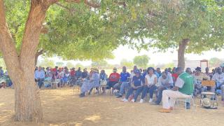 ELAVI, 31 October 2025- Community members attending a community engagement held by Oshikoto governor Sacky Kathindi on Friday.

(Photo: Max Henrich) NAMPA