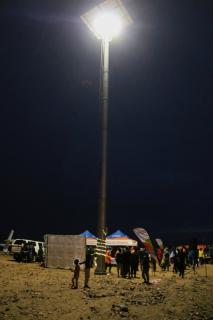 SWAKOPMUND, 13 November 2025 - A newly installed solar-powered high-mast light towers at the Wagdaar in the DRC informal settlement at Swakopmund. (Photo contributed)