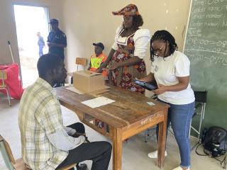 TSUMKWE, 26 November 2025 - A voter going through the voting process at Tsumkwe Secondary School. (Photo: Edward Tenete)