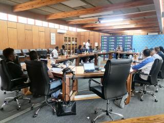 OTJIWARONGO, 04 December 2025 - Briefings on the rehabilitation and resurfacing of roads at Otjiwarongo took place at the Otjiwarongo Municipality chambers on Thursday. (Photo by: Mulisa Simiyasa) NAMPA 