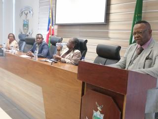 OTJIWARONGO, 19 January 2026 - The Otjozondjupa Region Governor, Julius //Khamuseb speaks at a meeting with the Parliamentary Standing Committee members on Gender Equality and Health and Social Services at Otjiwarongo on Monday morning. (Photo by: Mulisa Simiyasa) NAMPA 