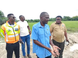 NAMALUBI, Works and Transport Minister, Veikko Nekundi on Monday instructed the Roads Authority to act fast and get a contactor on site to attend to the cutt-off road between Lubuta, Sachona and Lizauli road in the Judea Lyabboloma Constituency of the Zambezi Region. 
(Photo: Michael Mutonga Liswaniso) NAMPA
