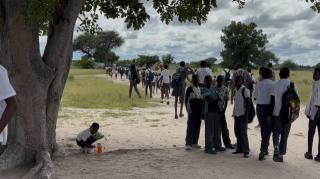 RUNDU, 12 February 2026- Learners from Gabriel Muhuli Combined School going home after they were dismissed early due to lack of water at the school. (Photo by: Sawi Hausiku) NAMPA 