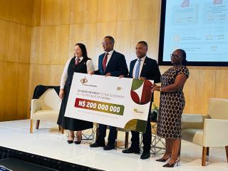 WINDHOEK, 31 MARCH 2026 - Deputy Governor of the Bank of Namibia, Leonie Dunn, Governor Ebson Uanguta, and Executive Director in the Ministry of Finance, Oscar Capelao, pose for a photo during the Bank of Namibia’s annual report launch. (Photo: Molly Weyulu/NAMPA)