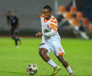 WINDHOEK, 10 April 2026 - Simon Elago of FC Ongos while in action at the Independence stadium during round 27 of the 2025/26 Namibia Premier Football League against Bucs Bucanners. The match ended 1-1 between the two sides. (Photo by: Hesron Kapanga) NAMPA