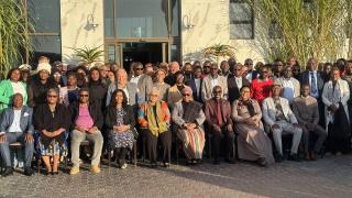 WALVIS BAY, 23 April 2026 - President Netumbo Nandi-Ndaitwah, Vice President Lucia Witbooi, Erongo Governor Natalia |Goagoses and other government ministers and officials photographed with members of the fishing industry after a two-day engagement. (Photo by: Isabel Bento) NAMPA