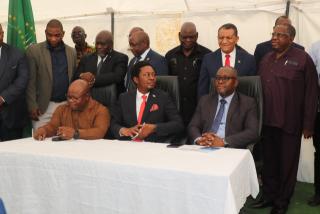 KATIMA MULILO, 29 April 2026 - Three Southern Africa Development Community (SADC) Member States' high-level delegation including transport ministers gathered at the Wenela border post of Katima Mulilo on Wednesday to celebrate the ideals of the Walvis Bay - Ndola - Lumbumbashi Agreement and officially launch the "User Pay Principle" (UPP).

(Photo: Contributed) 


